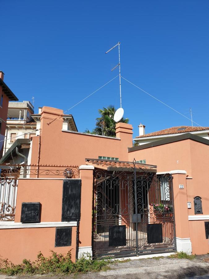 Al Mare Martina Holiday home *